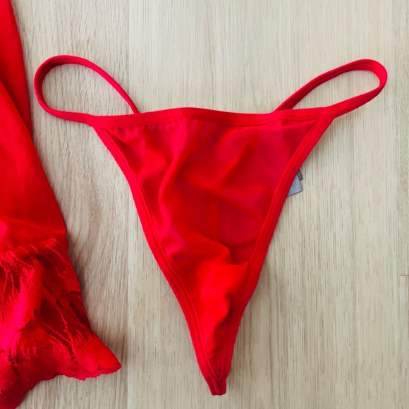 Lingerie - Picture 4 of 11